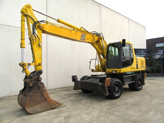 2003 KOMATSU PW170ES-6K